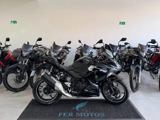KAWASAKI NINJA 400 KAWASAKI NINJA 400